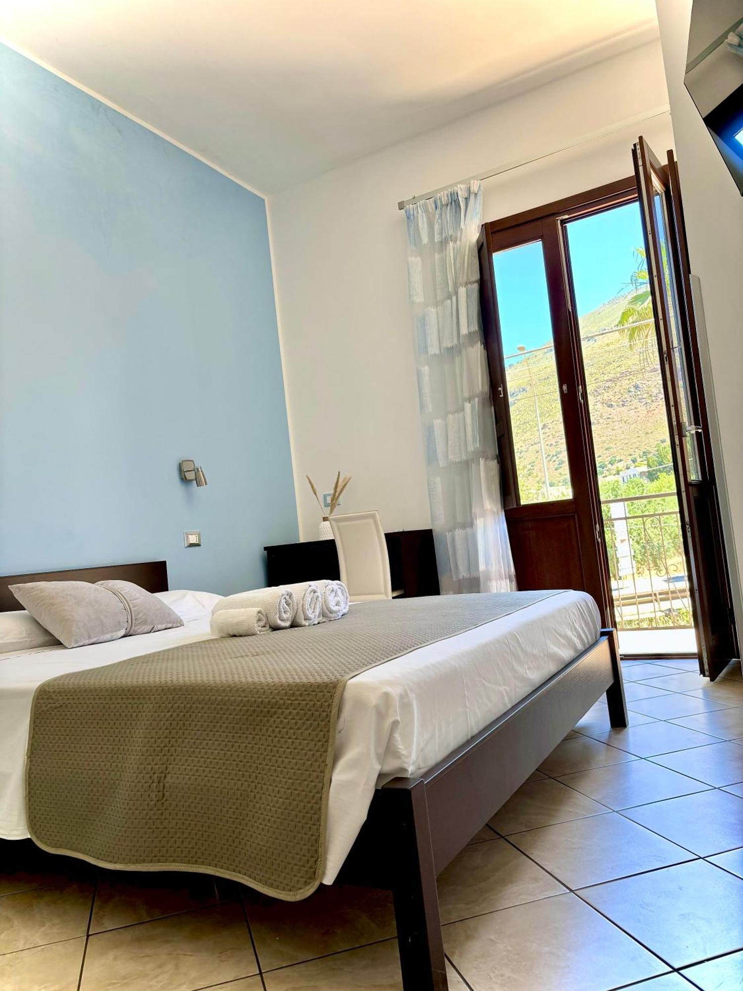 Bed And Breakfast Turi Castelluzzo Kültér fotó