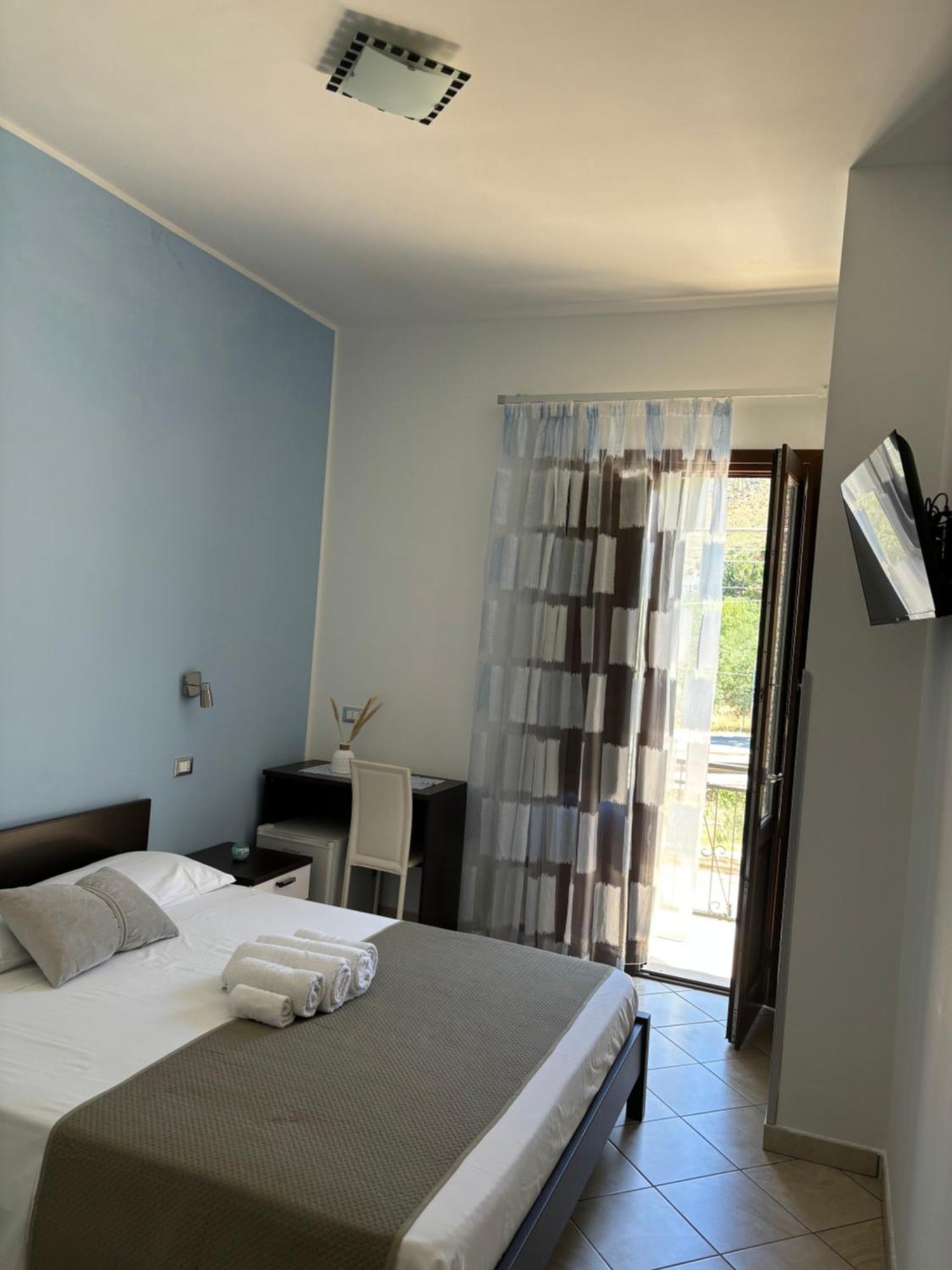 Bed And Breakfast Turi Castelluzzo Kültér fotó